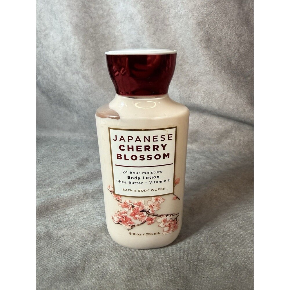 NEW Bath & Body Works Japanese Cherry Blossom Body Lotion 8.0oz/236mL Full Size